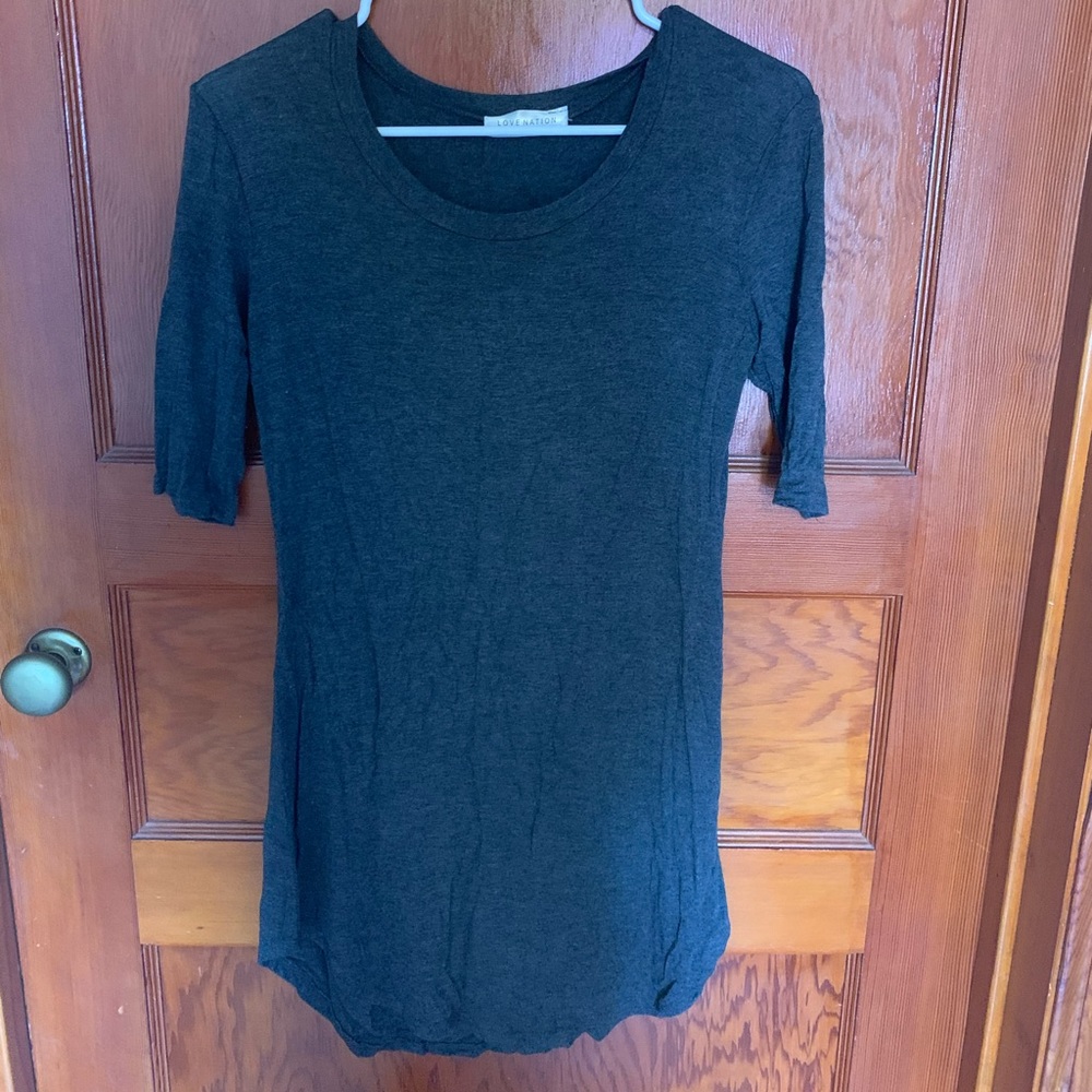 Mid sleeved t-shirt dress